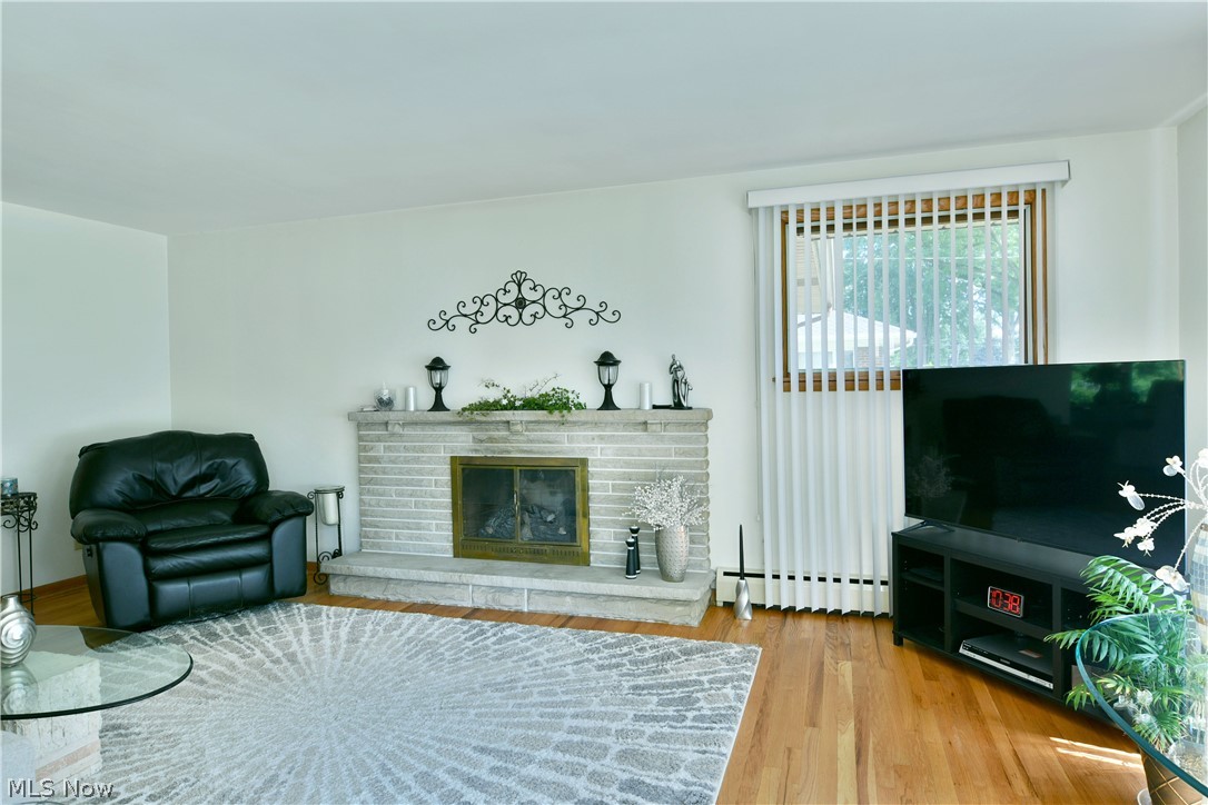208 Broadway Avenue Se Property Photo 7