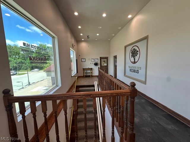 210 Three Springs Drive Property Photo 2
