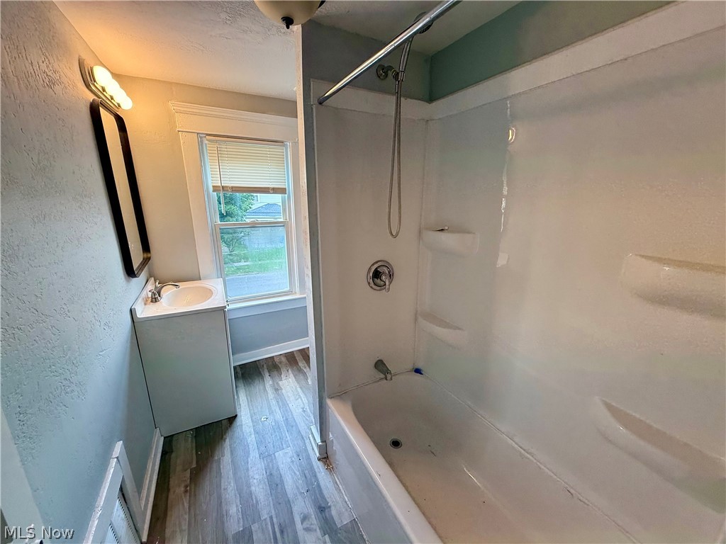 1305 Curtis Street Property Photo 12