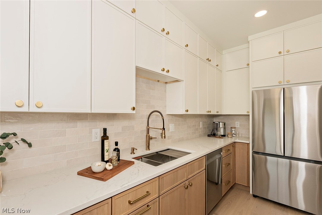 3376 Kersdale Road Property Photo 16