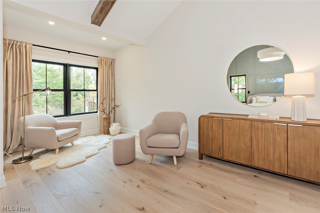 3376 Kersdale Road Property Photo 24