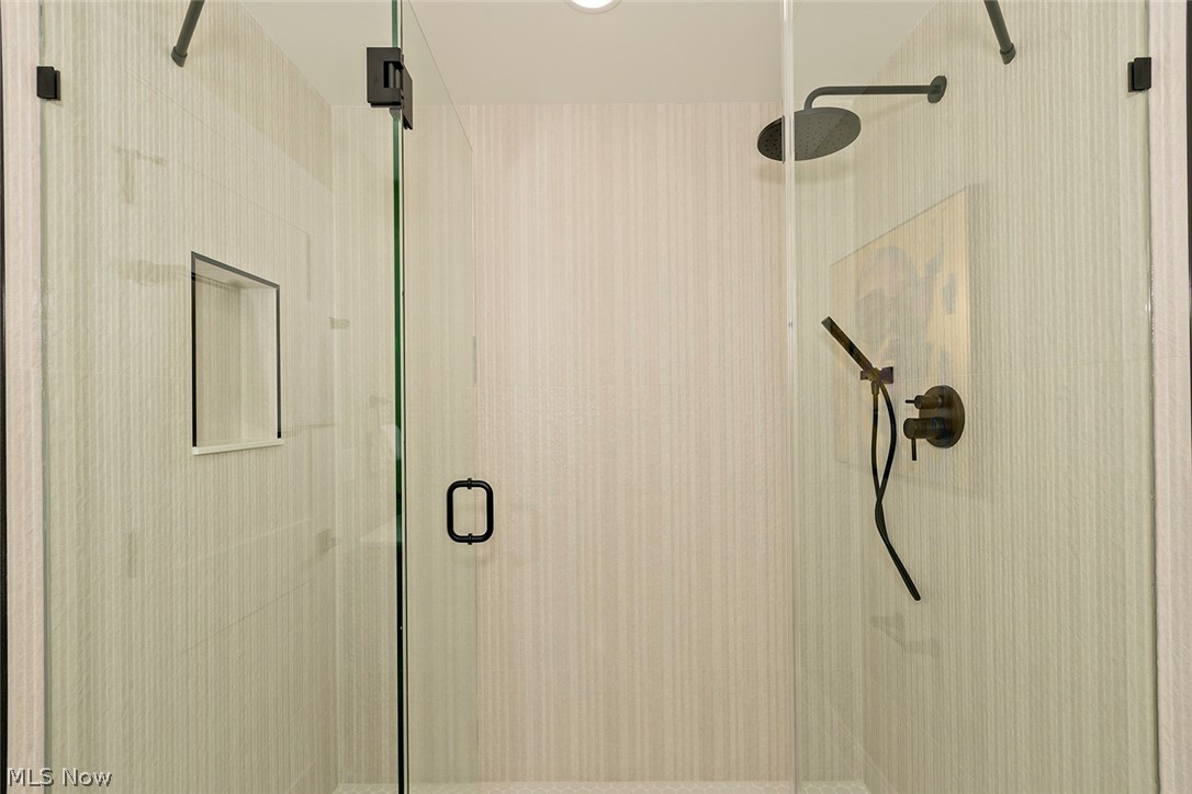 3376 Kersdale Road Property Photo 37