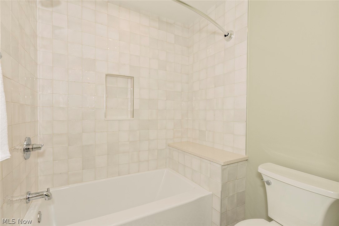3376 Kersdale Road Property Photo 45