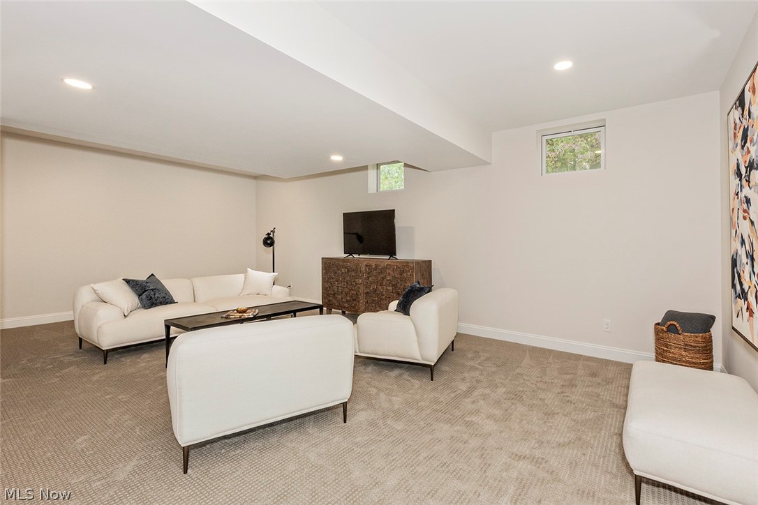 3376 Kersdale Road Property Photo 48