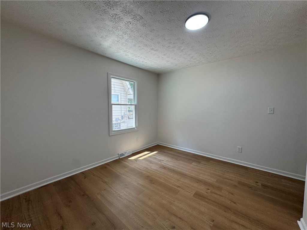 1281 S Hawkins Avenue Property Photo 18