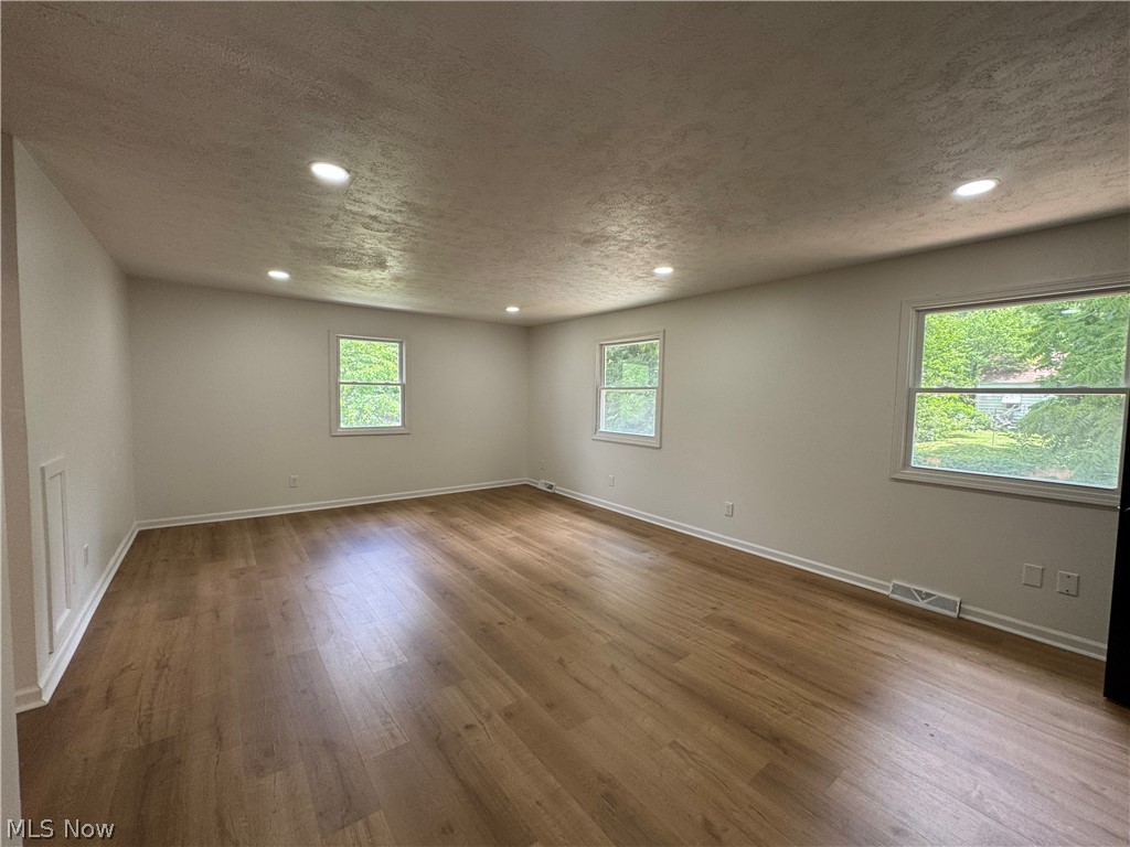 1281 S Hawkins Avenue Property Photo 25
