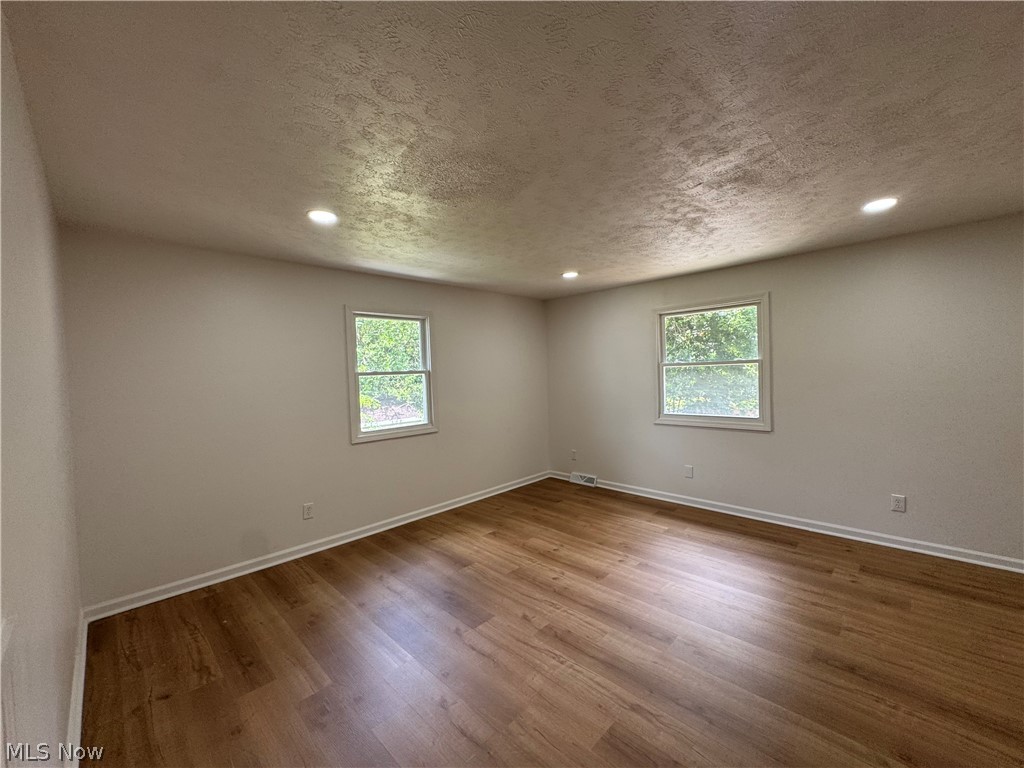 1281 S Hawkins Avenue Property Photo 28