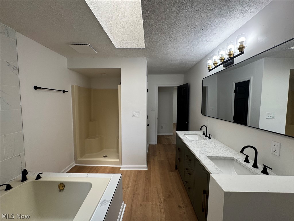 1281 S Hawkins Avenue Property Photo 34