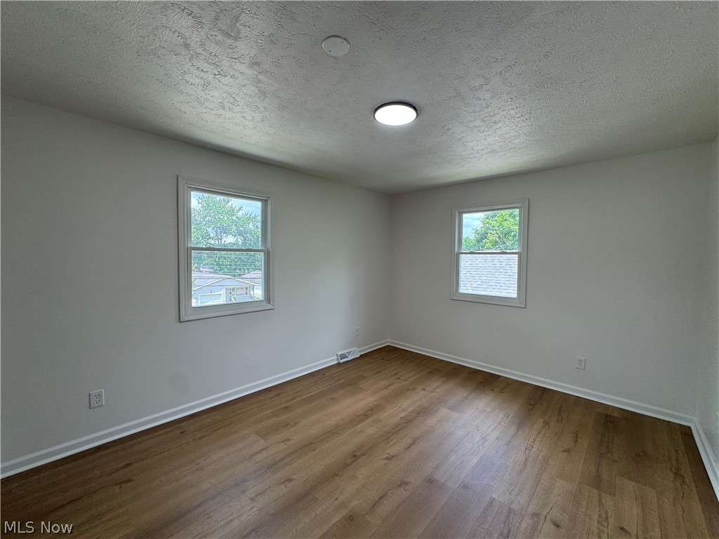 1281 S Hawkins Avenue Property Photo 35
