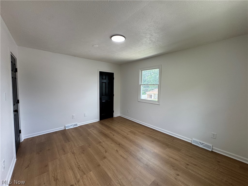1281 S Hawkins Avenue Property Photo 36