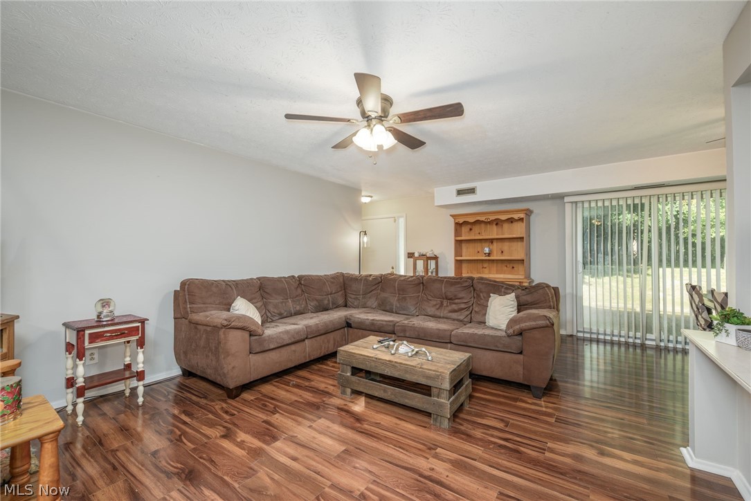 4901 Independence Unit C Circle Property Photo 5