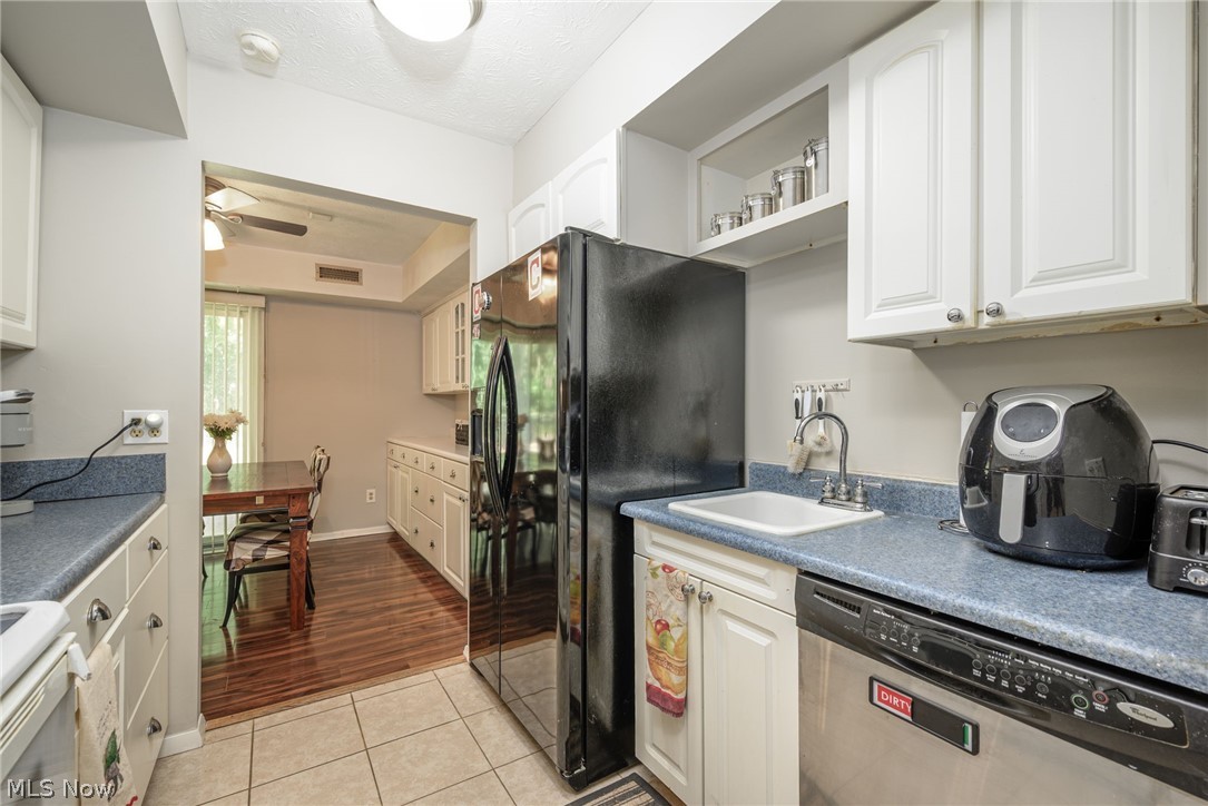 4901 Independence Unit C Circle Property Photo 9