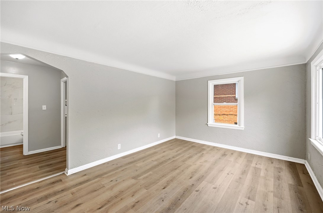 20803 Kenyon Drive Property Photo 3