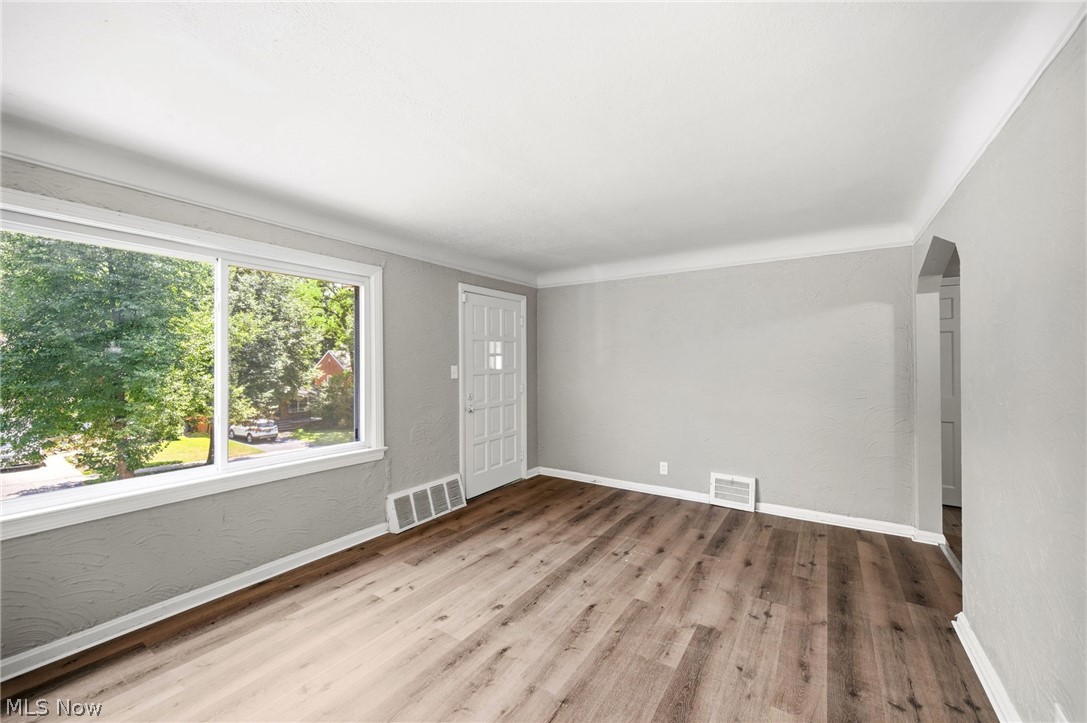 20803 Kenyon Drive Property Photo 6