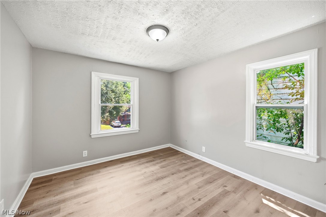 20803 Kenyon Drive Property Photo 11