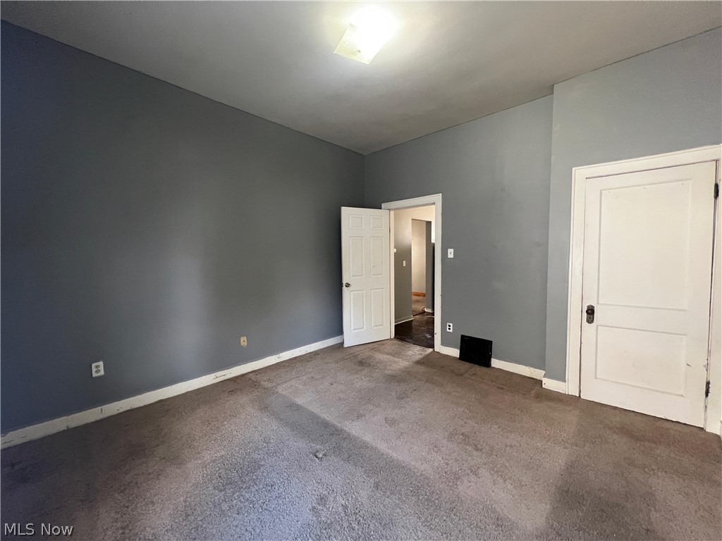 847 Jason Avenue Property Photo 3