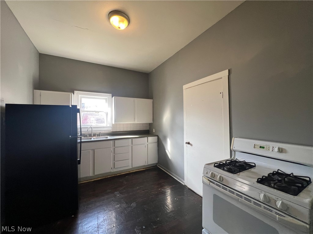 847 Jason Avenue Property Photo 6