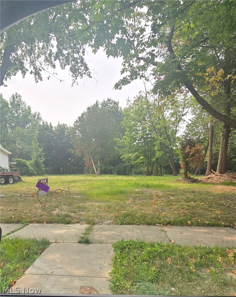 1474 Maplegrove Road Property Photo 1