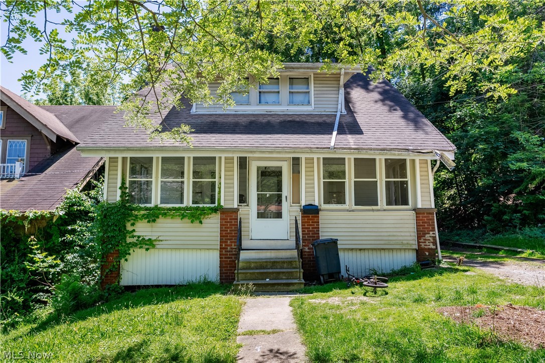 628 Lakemont Avenue Property Photo 1