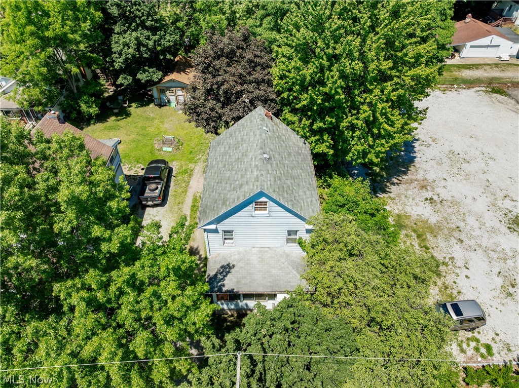 1223 W Wilbeth Road Property Photo 7