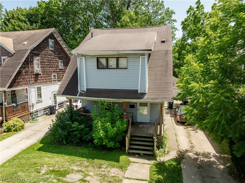 190 E Archwood Avenue Property Photo 32