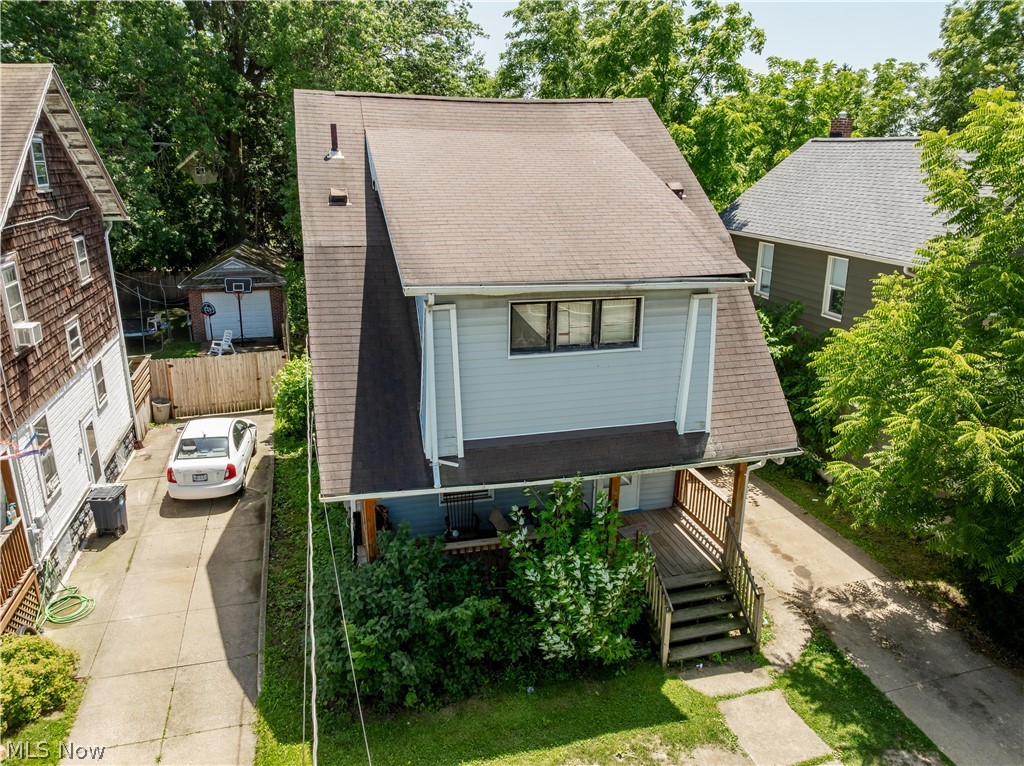 190 E Archwood Avenue Property Photo 33