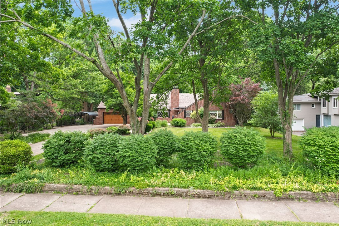 443 Merriman Road