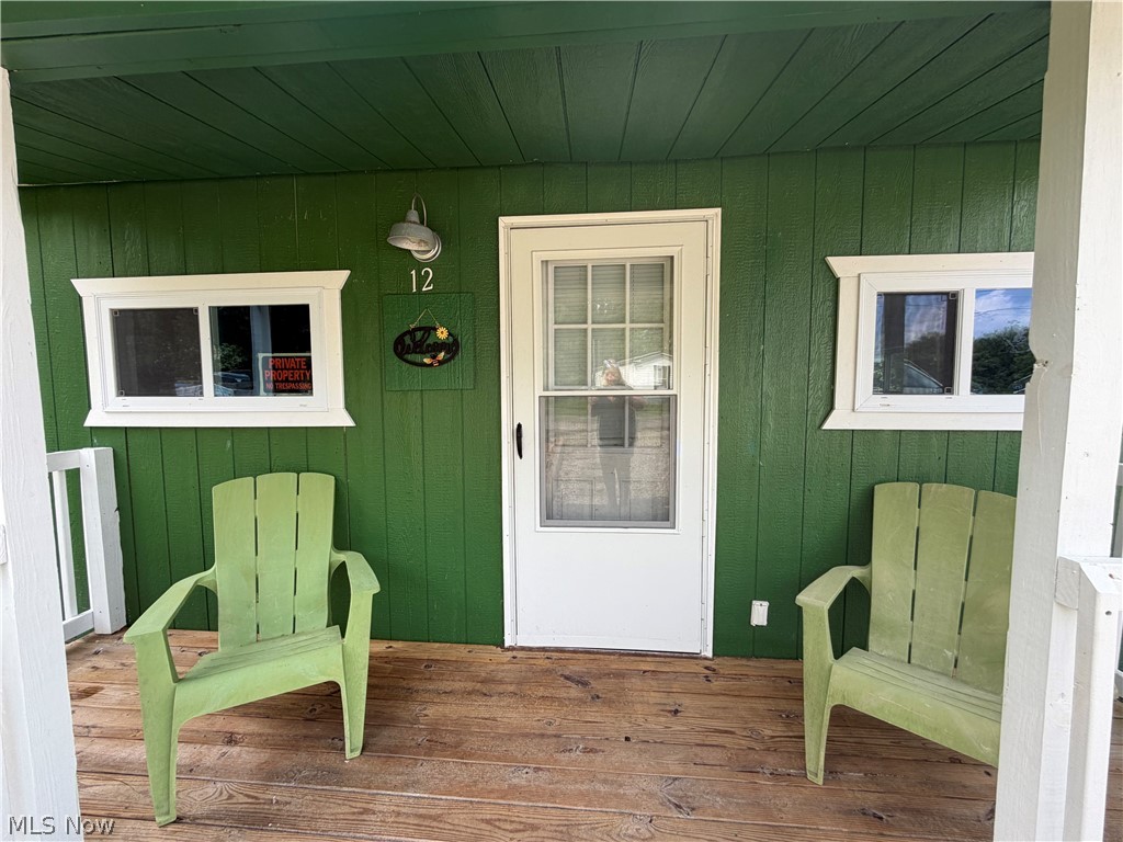 12 Hemlock Street Property Photo 6