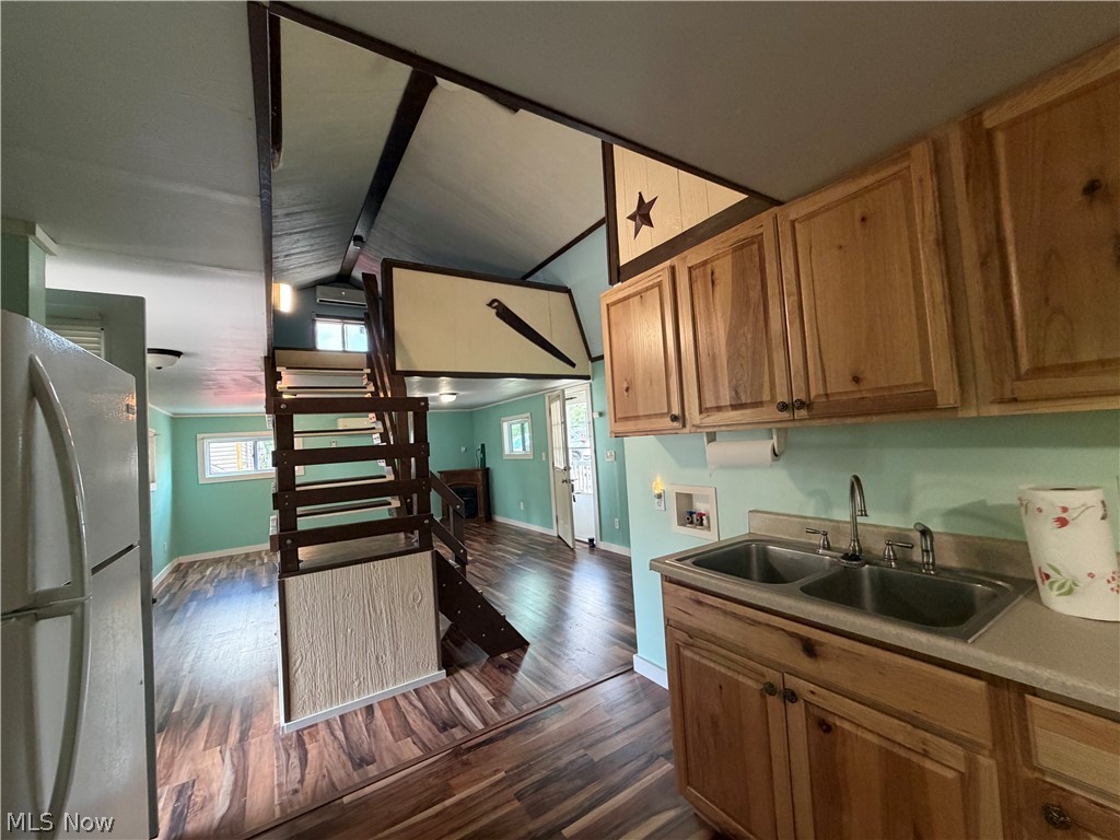 12 Hemlock Street Property Photo 7