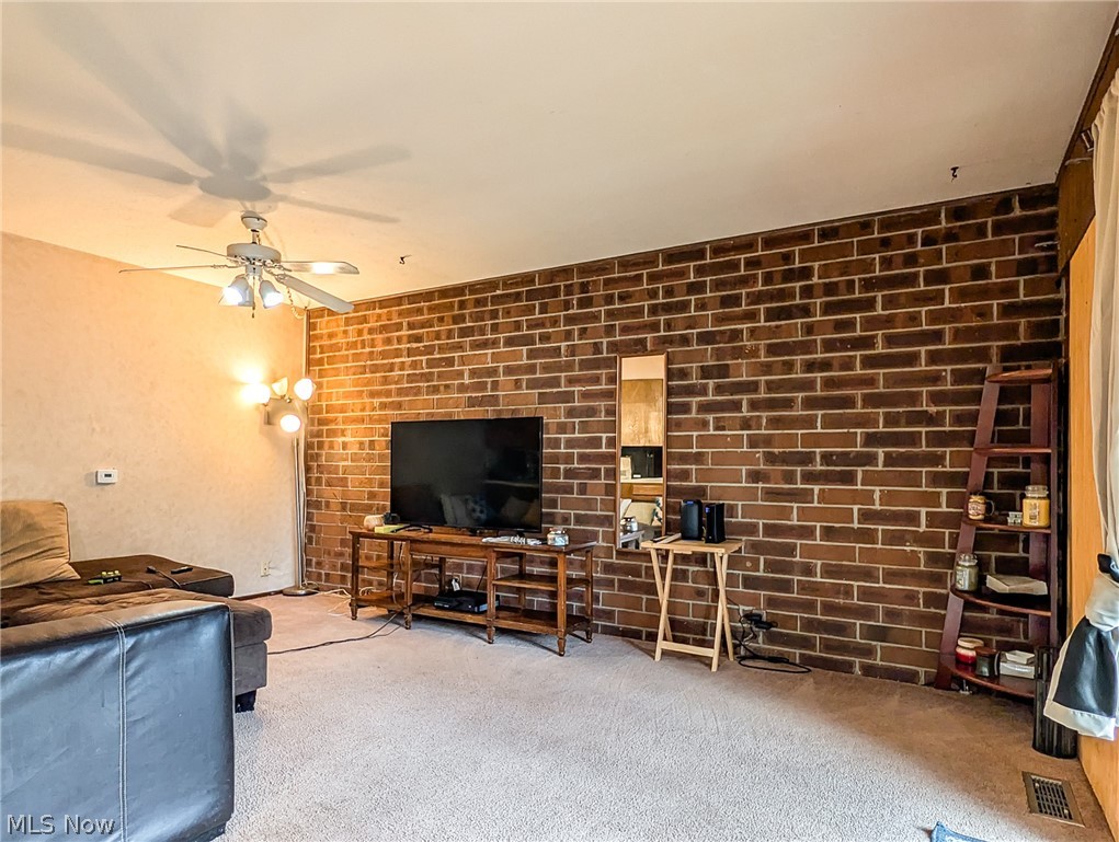2069 Penguin Avenue Property Photo 13