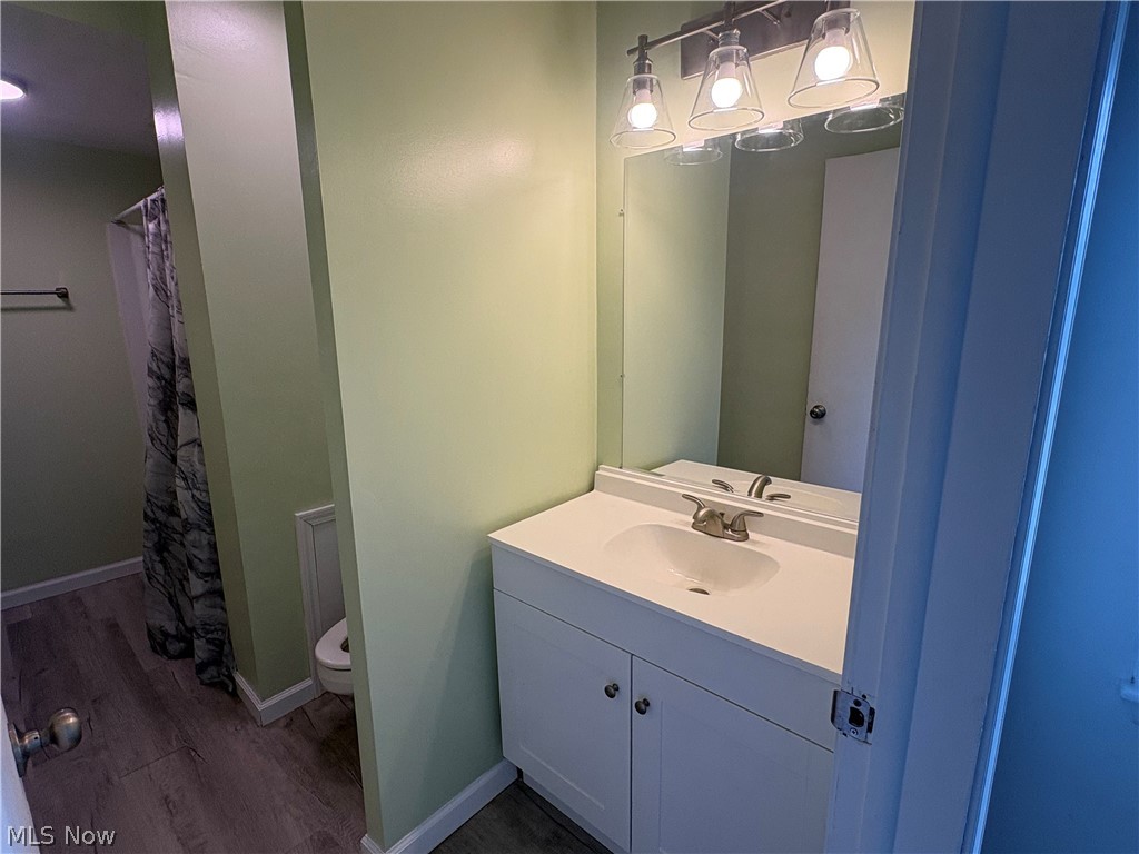 4006 Center Road Property Photo 12