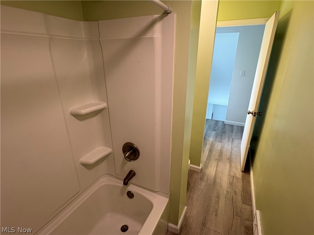 4006 Center Road Property Photo 13