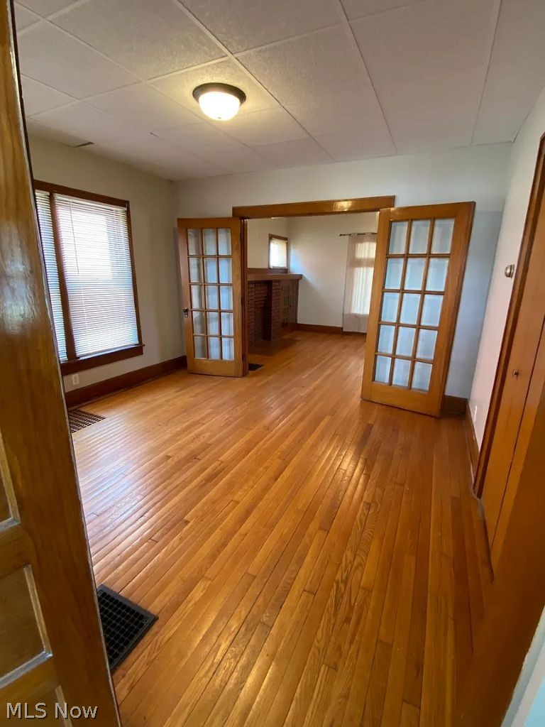 1020 Gaston Avenue Property Photo 6