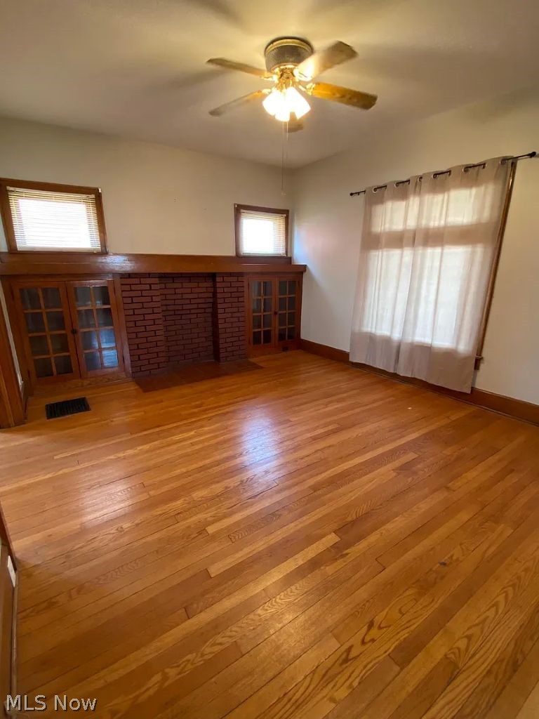 1020 Gaston Avenue Property Photo 7