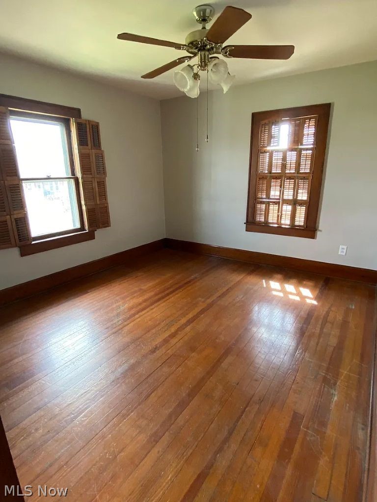 1020 Gaston Avenue Property Photo 11