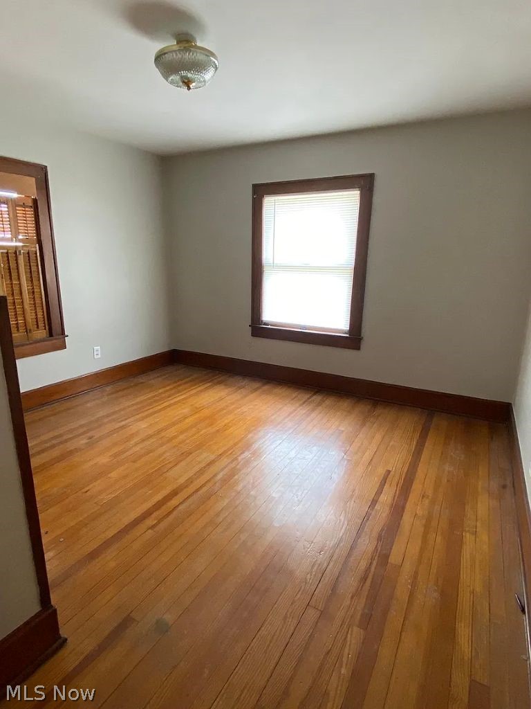 1020 Gaston Avenue Property Photo 17