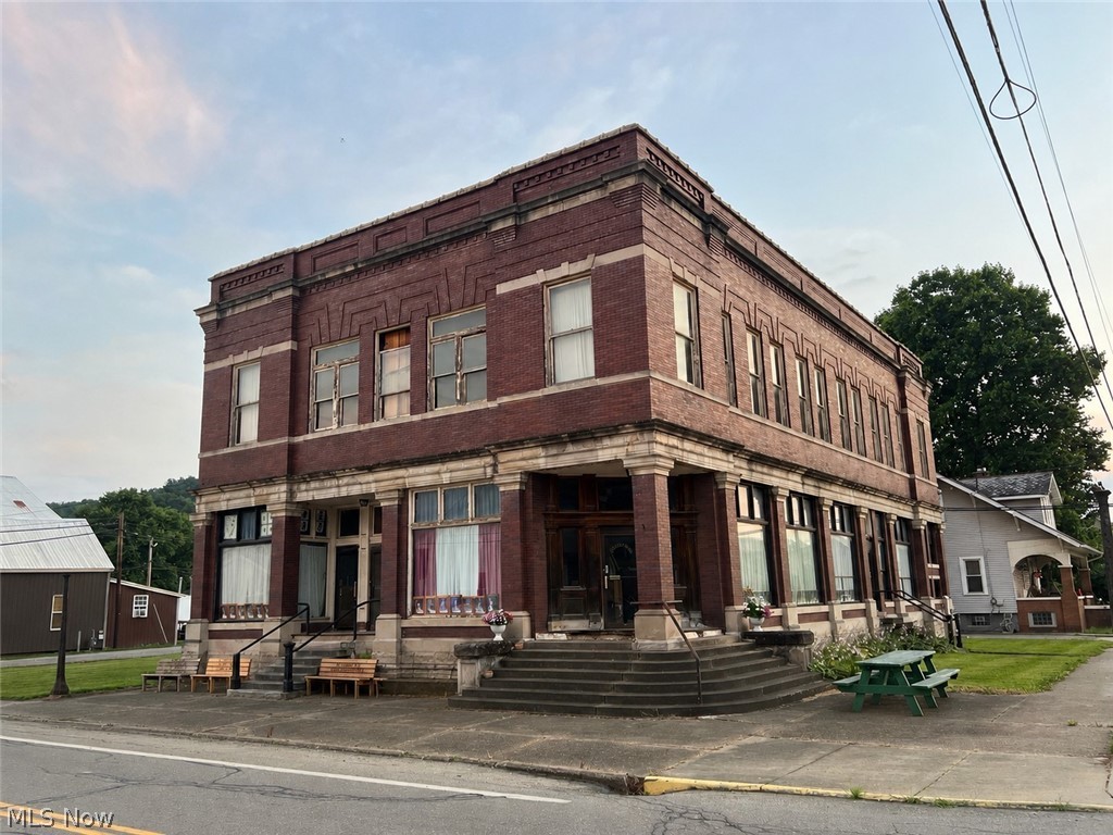 180 Broadway Street