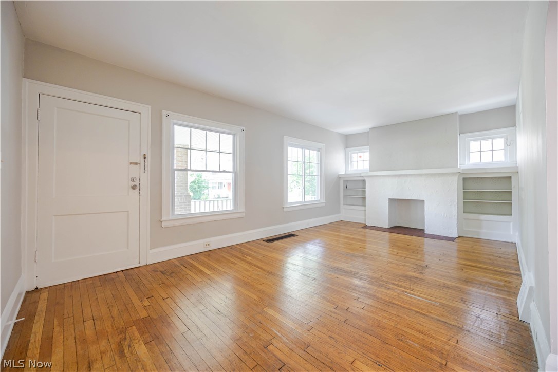 1695 Glenmont Road Property Photo 3