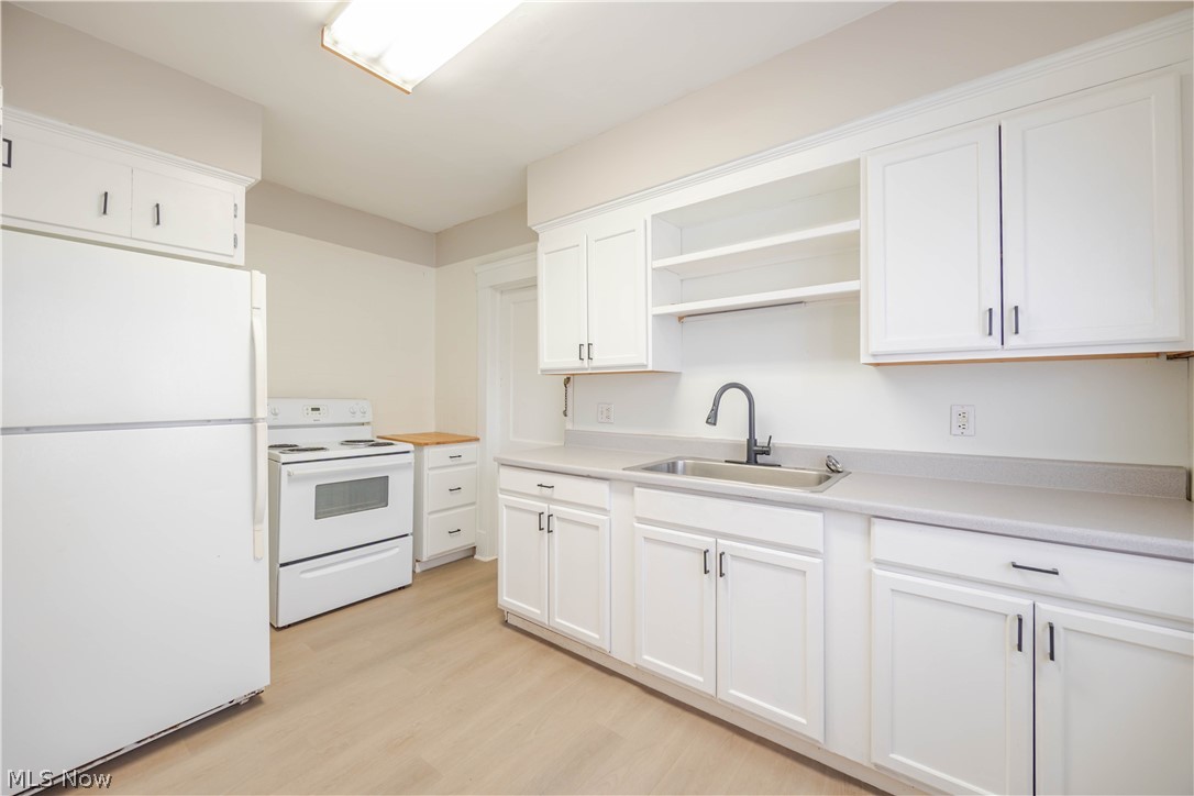 1695 Glenmont Road Property Photo 12