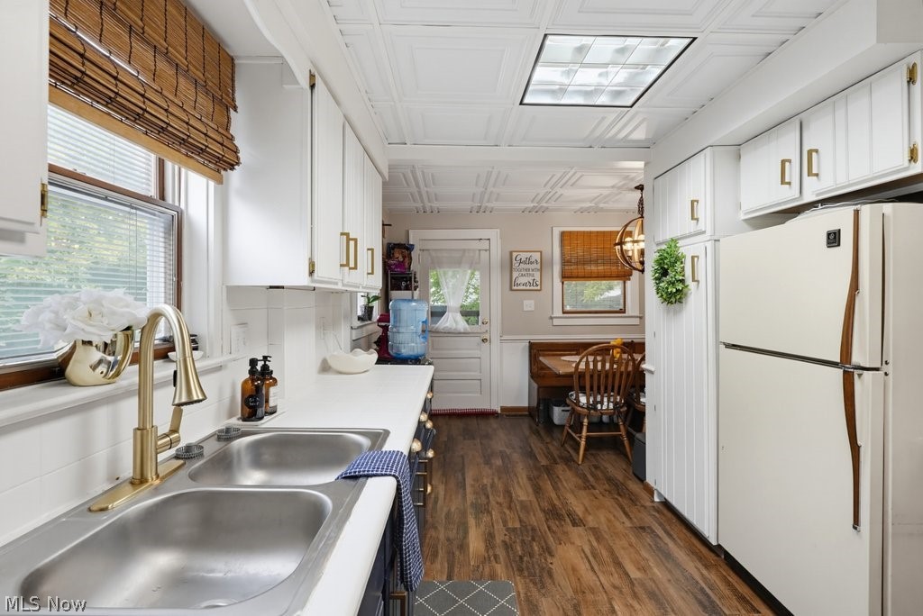 1298 Neptune Avenue Property Photo 13