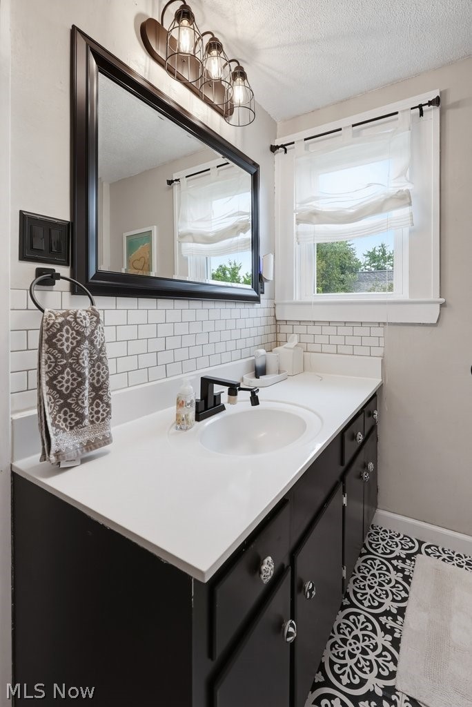 1298 Neptune Avenue Property Photo 21