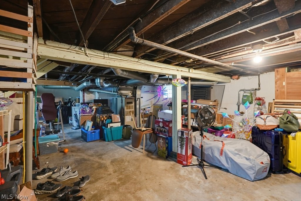1298 Neptune Avenue Property Photo 27