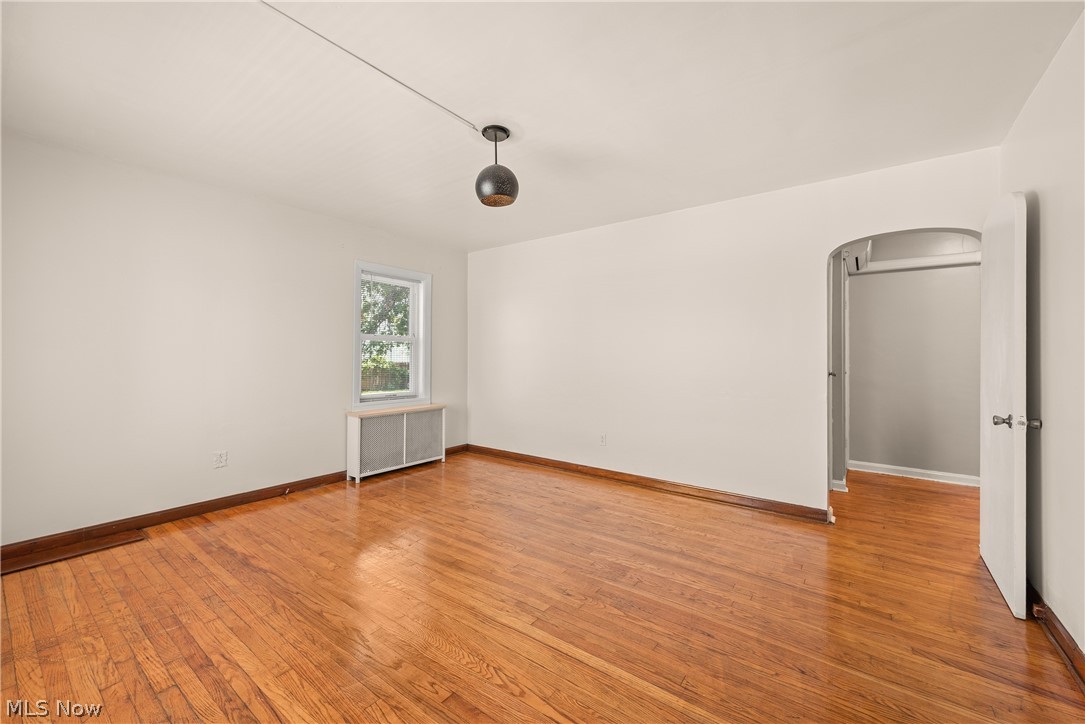 2124 E 28th Street Property Photo 8