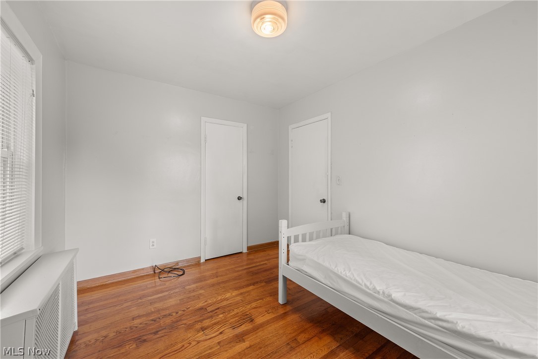 2124 E 28th Street Property Photo 15