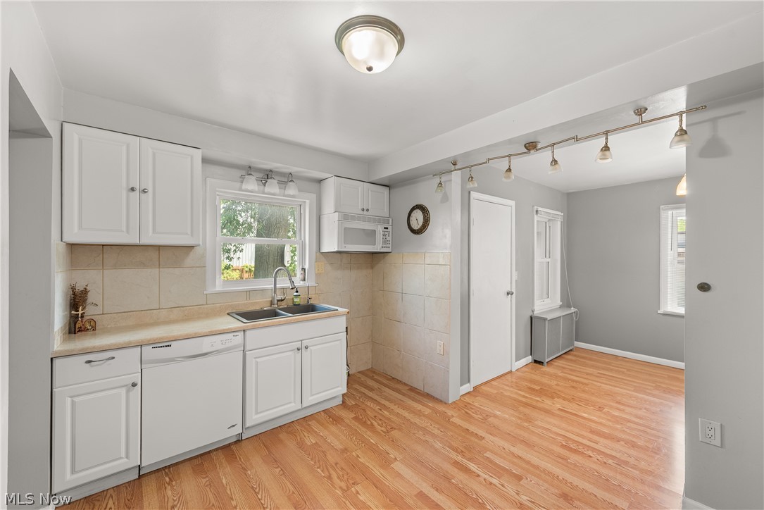 2124 E 28th Street Property Photo 18