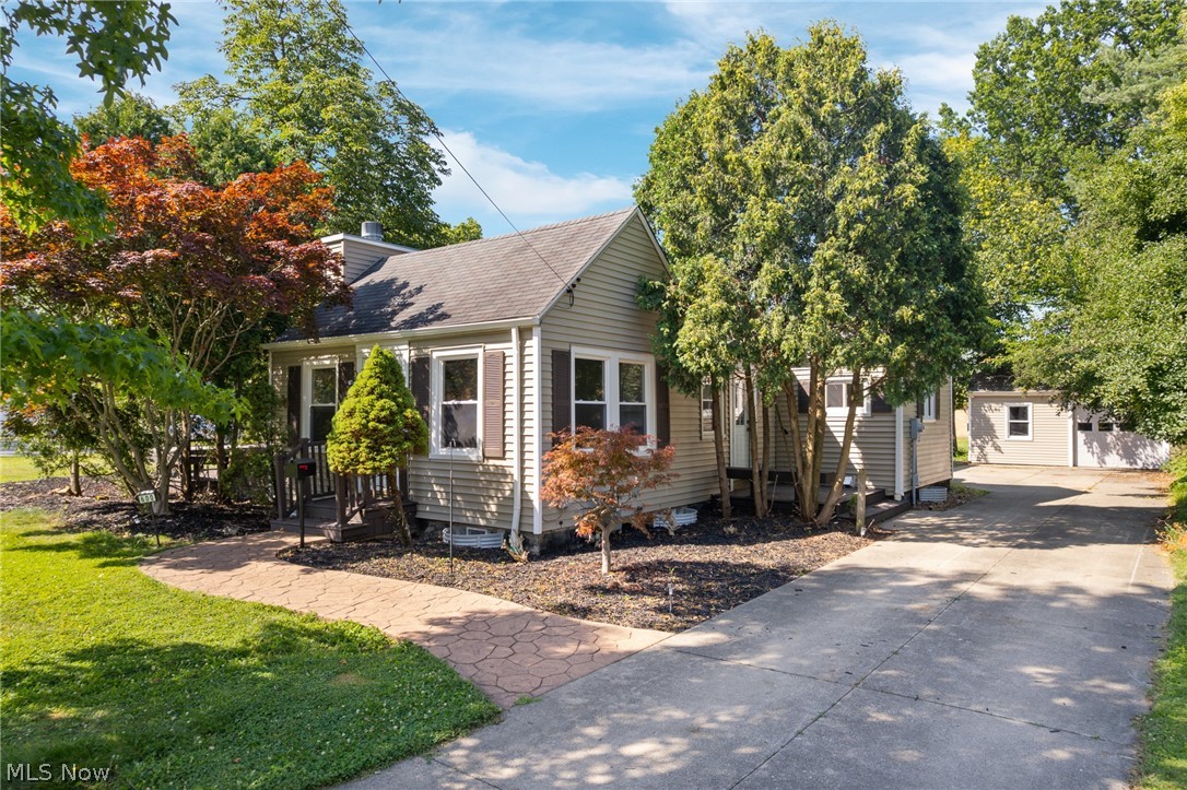 600 Lloyd Road