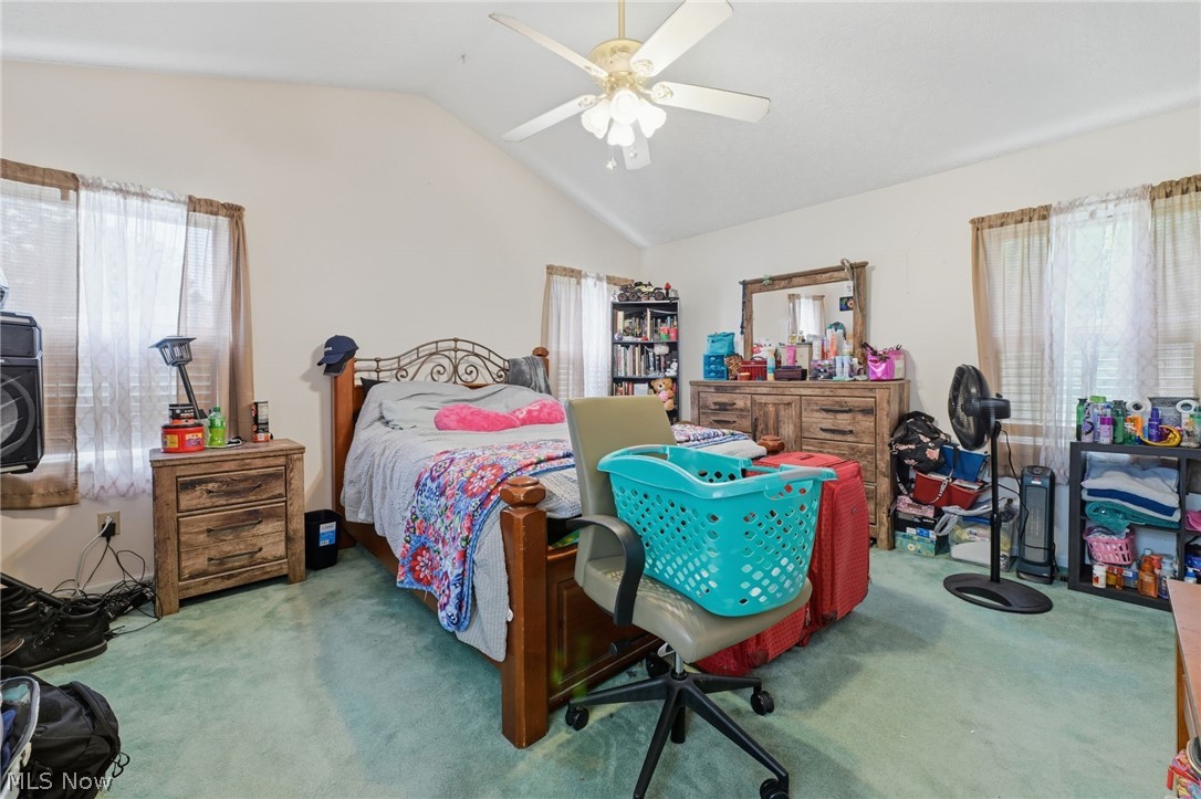 369 E 46th Street Property Photo 13