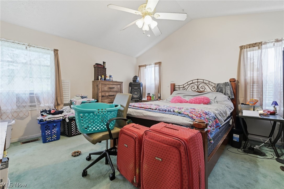 369 E 46th Street Property Photo 15