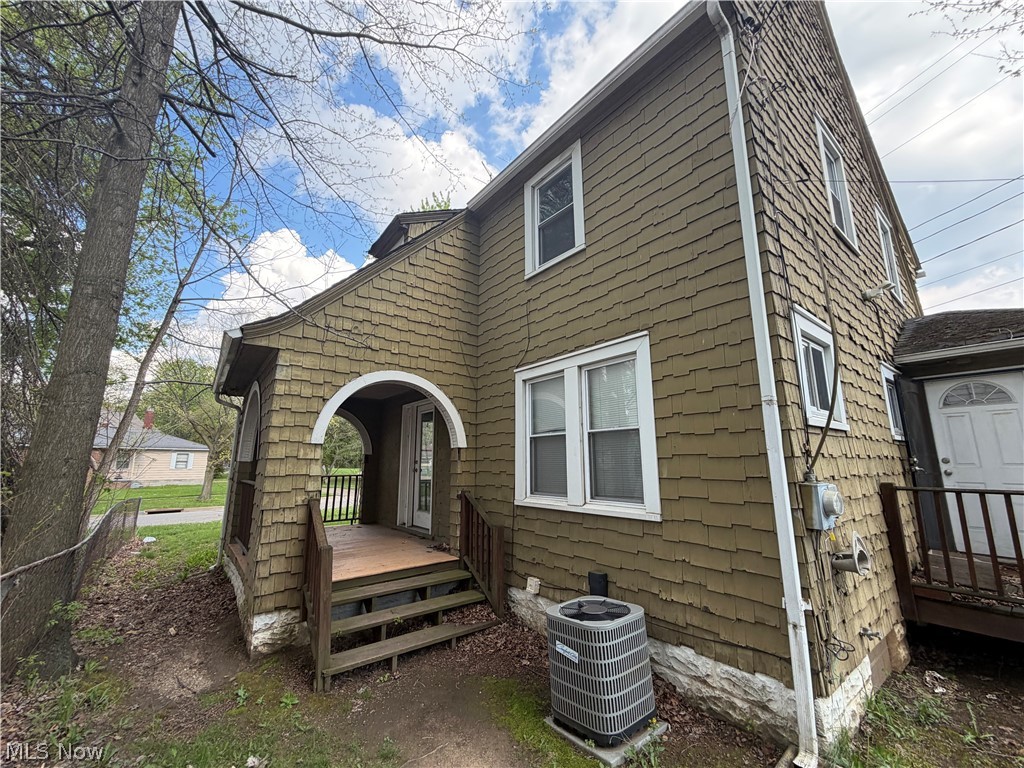 918 Frederick Boulevard Property Photo 3