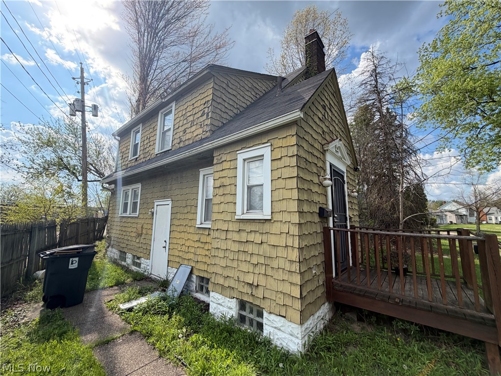 918 Frederick Boulevard Property Photo 4